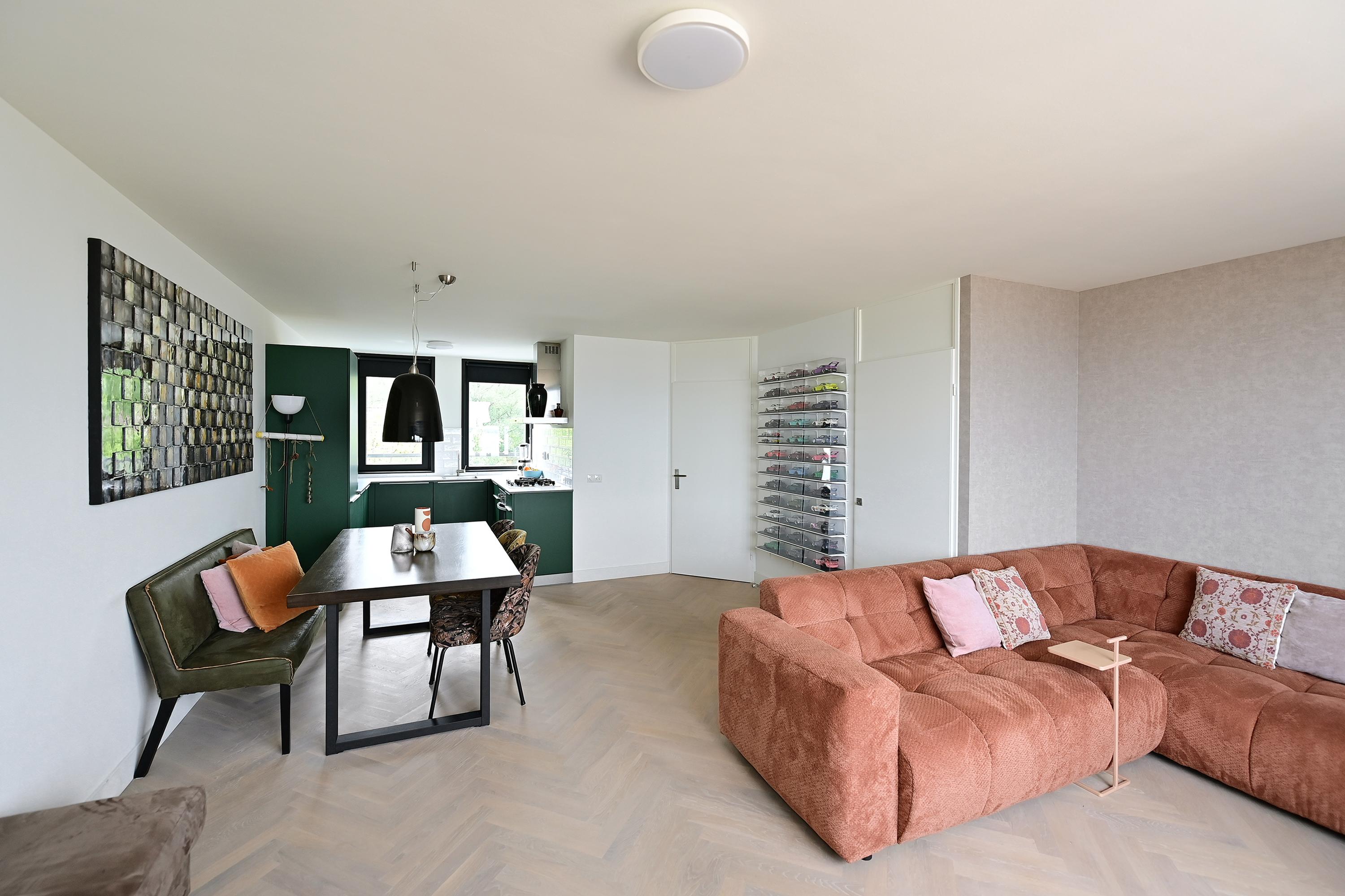 Appartement te koop: Zomerkade 202, Huizen