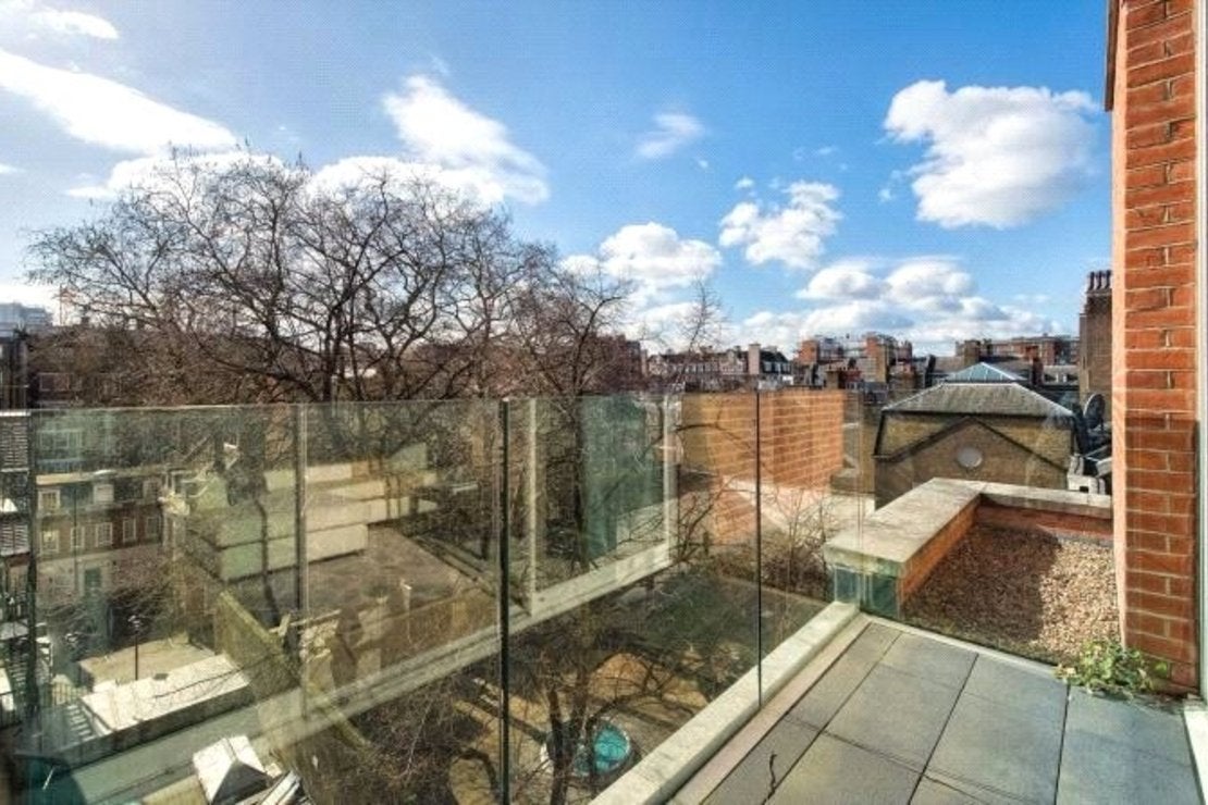 Flat North Audley Street in City of Westminster