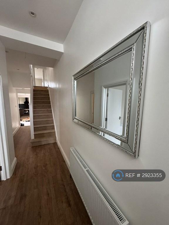 House Disraeli Road in Greater London