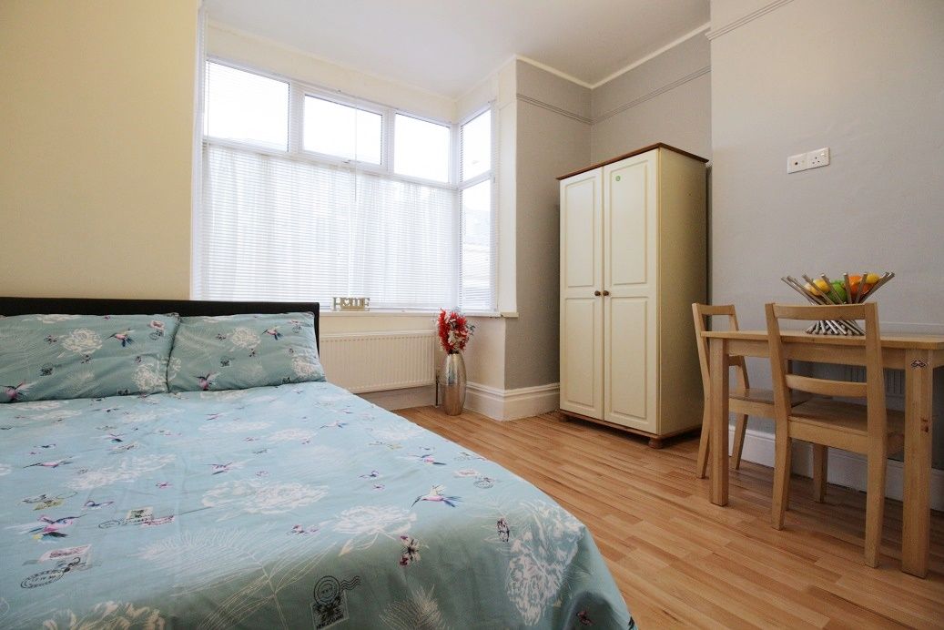 Room Newark Road in Lincoln