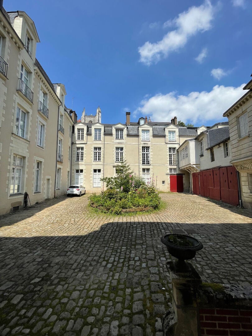 Flat Rue des Bruyères in Fontguenand