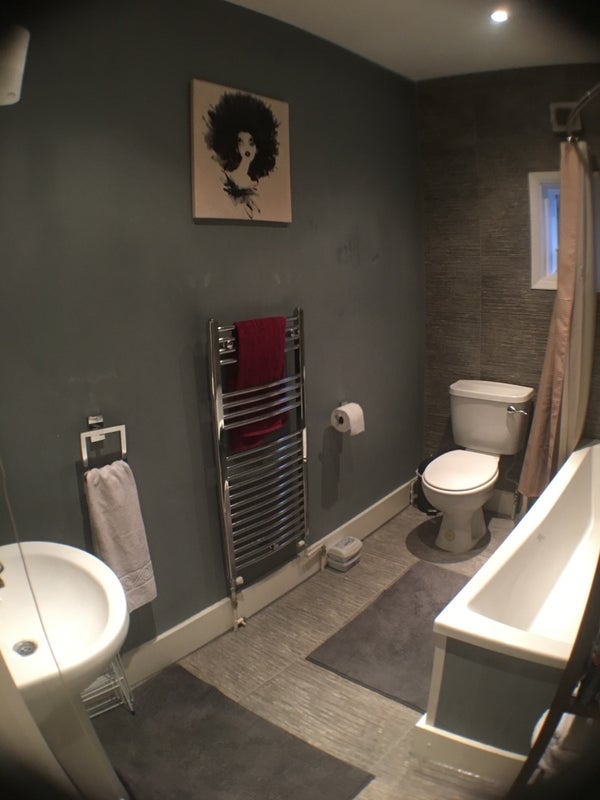 Room Croydon Road in Greater London