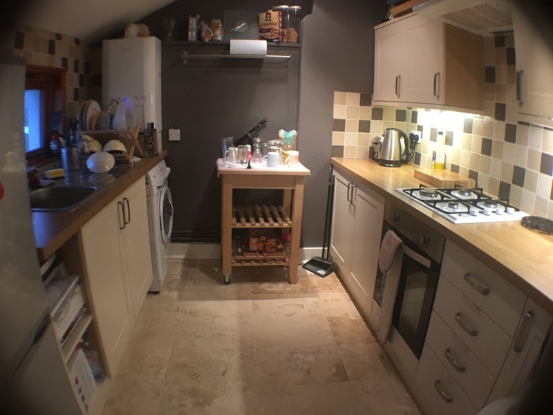 Room Croydon Road in Greater London