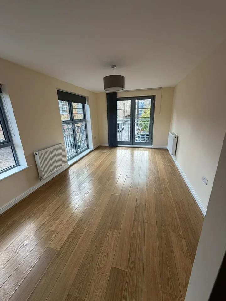Flat Esparto Way in Sevenoaks