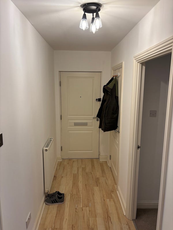 Room Shields Road in Glasgow