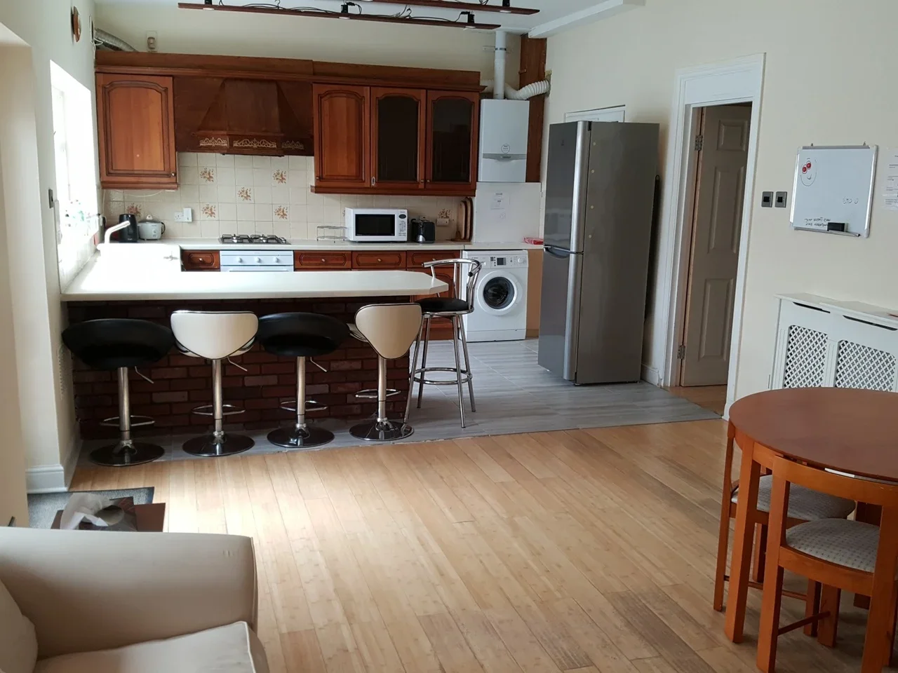 Room Heston Road in Greater London