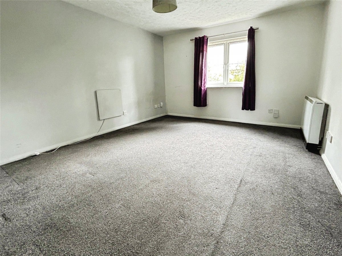 Flat Foleshill Road in Coventry