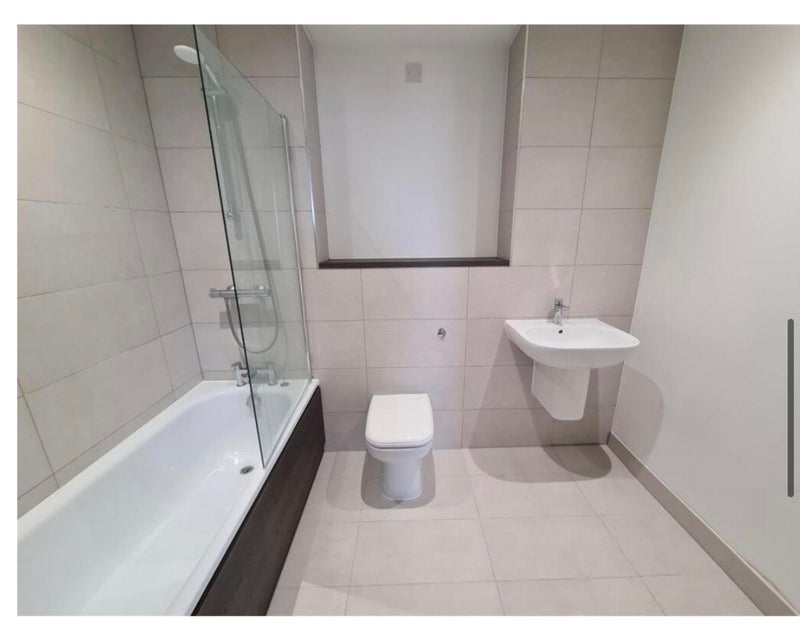 Room Woden Street in Salford