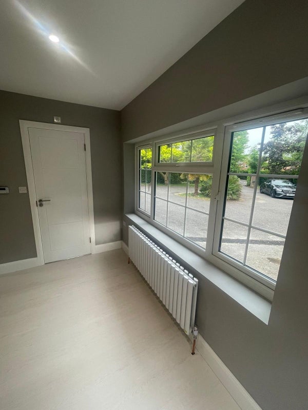 Room Hollybush Hill in Stoke Poges