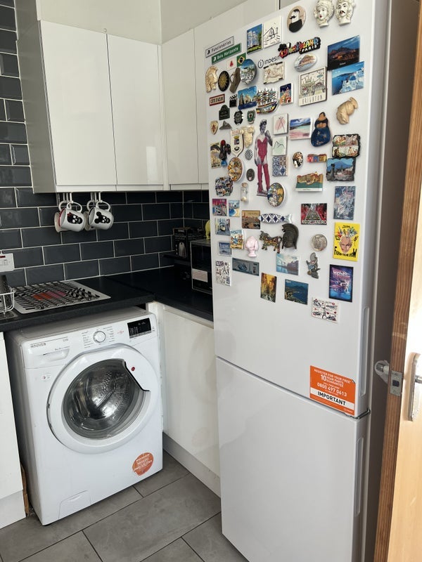 Room Neville Gill Close in Greater London