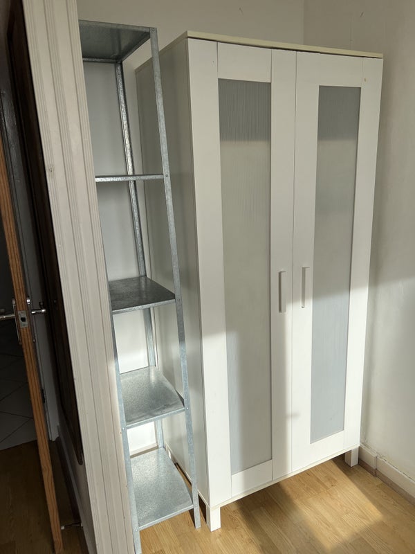 Room Neville Gill Close in Greater London