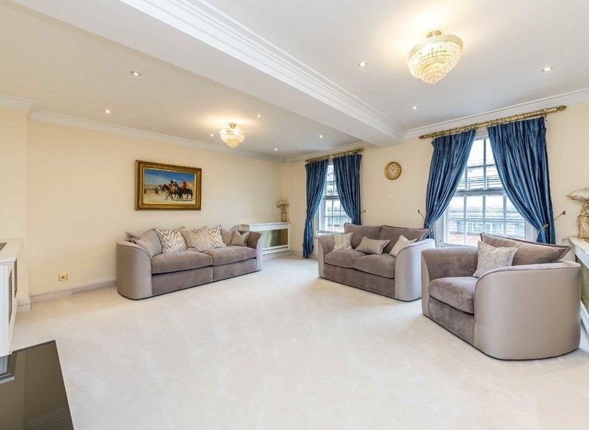 Flat North Row in City of Westminster