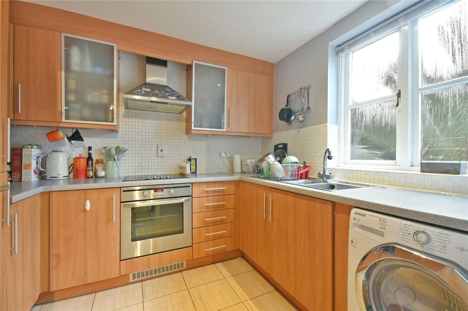 Flat Seagrave Road in Greater London