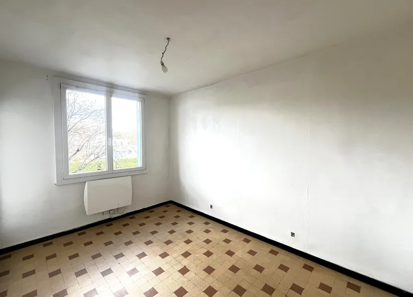Flat Avenue des Savels in Manosque