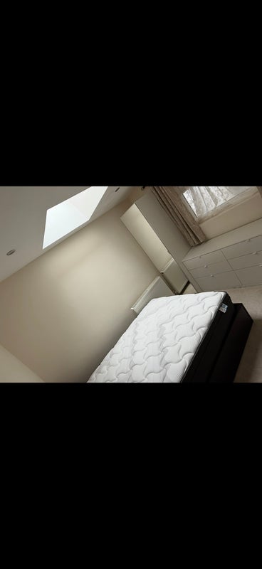 Room Leigham Court Road in Greater London