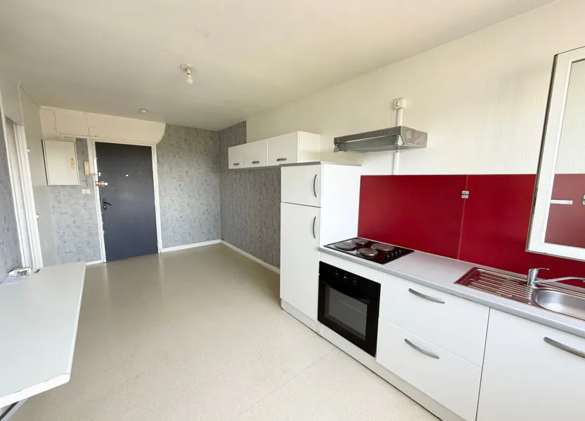 Flat Rue Paul Verlaine in Cenon