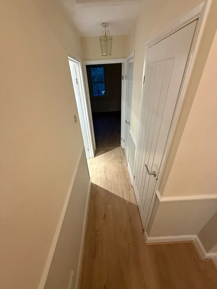 Flat Conewood Street in Greater London