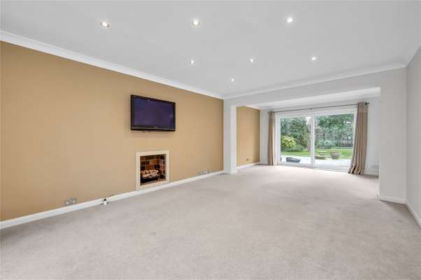 House Firfields in Elmbridge