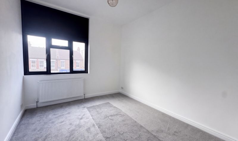 Flat Welling High Street in Greater London