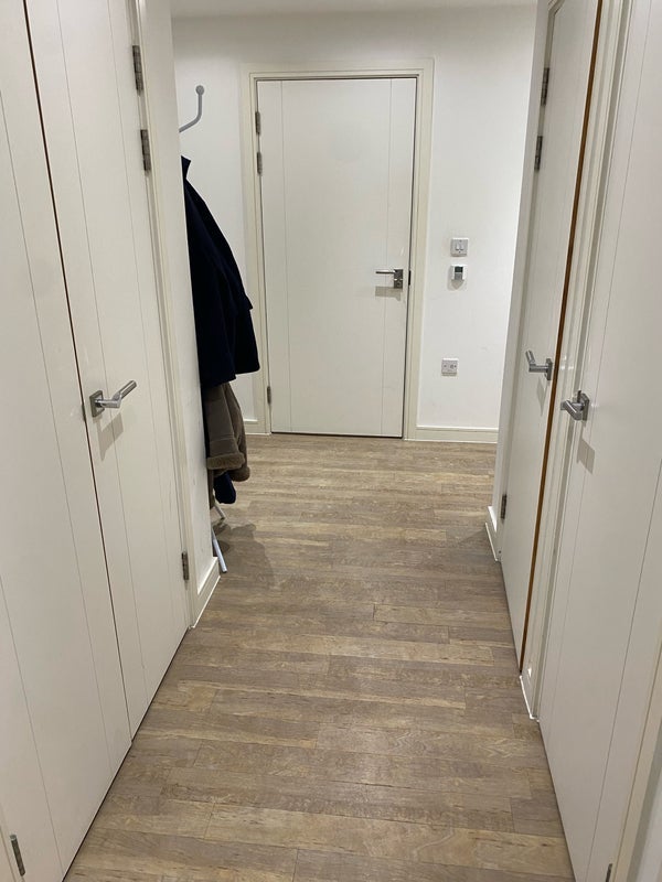 Room Christchurch Way in Greater London