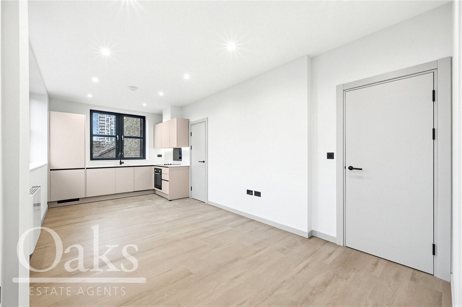 Flat Sydenham Road in Greater London