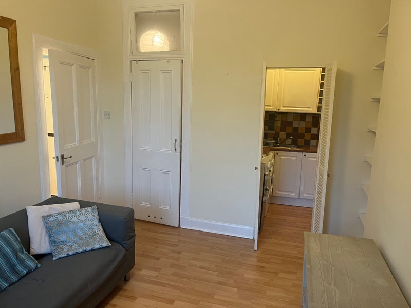 Flat Wardlaw Street in City of Edinburgh