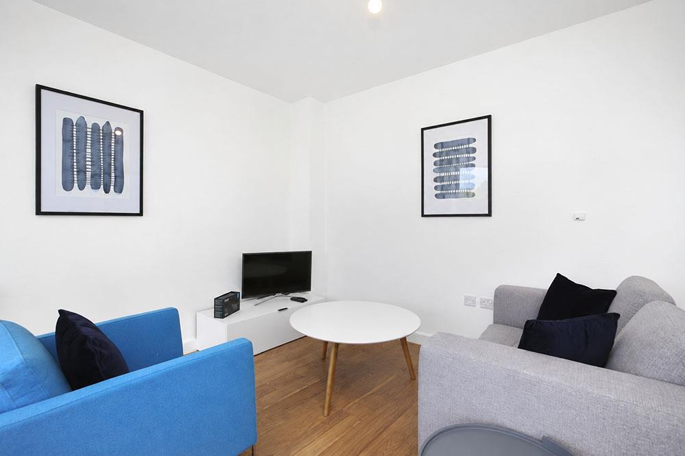 Flat Mortimer Street in City of Westminster