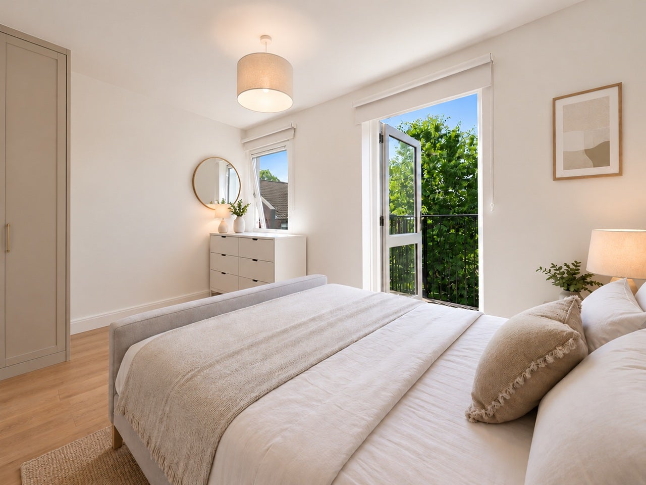 Flat Askham Road in Greater London