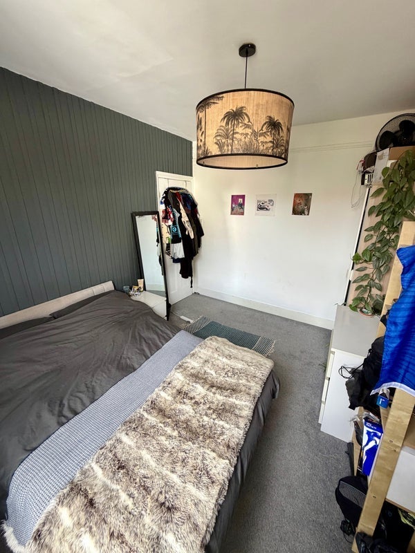 Room Shenley Road in Greater London