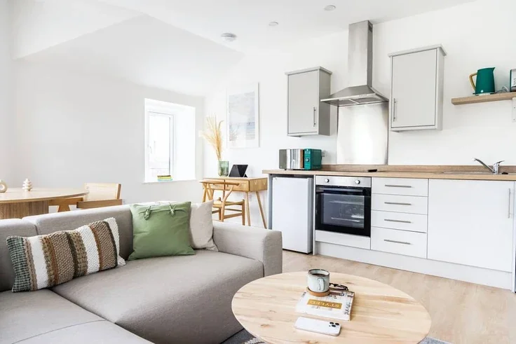 Flat Alexandra Road in Newport