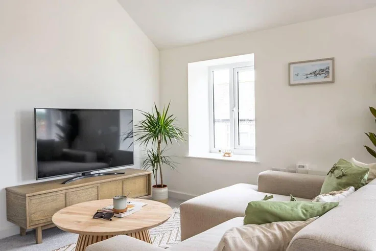 Flat Alexandra Road in Newport