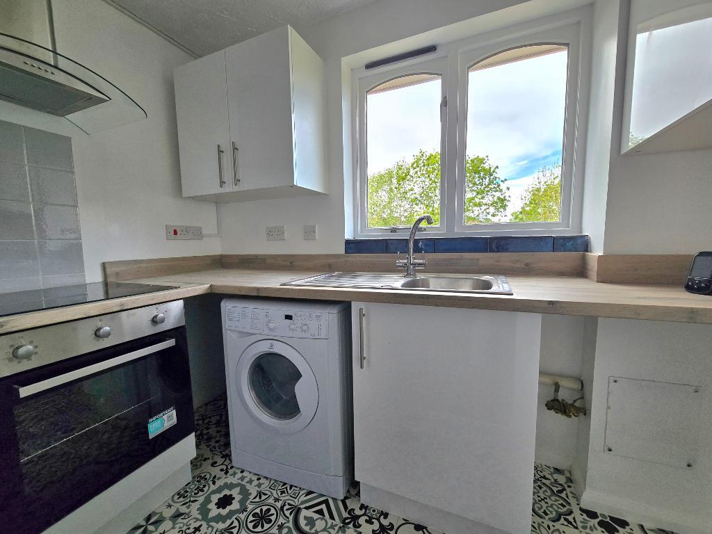 Flat Lesney Gardens in Rochford