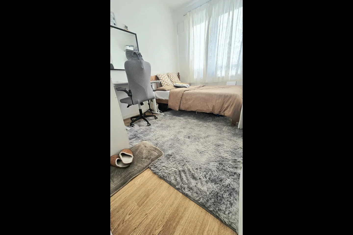 Room Hanbury Street in Greater London