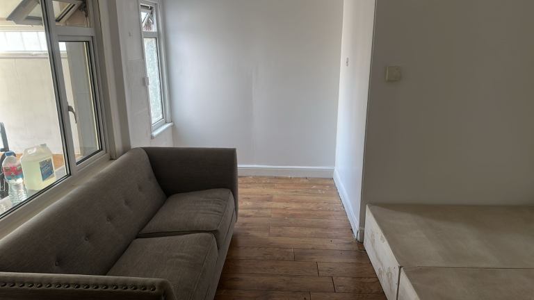 Flat College Road in Broxbourne