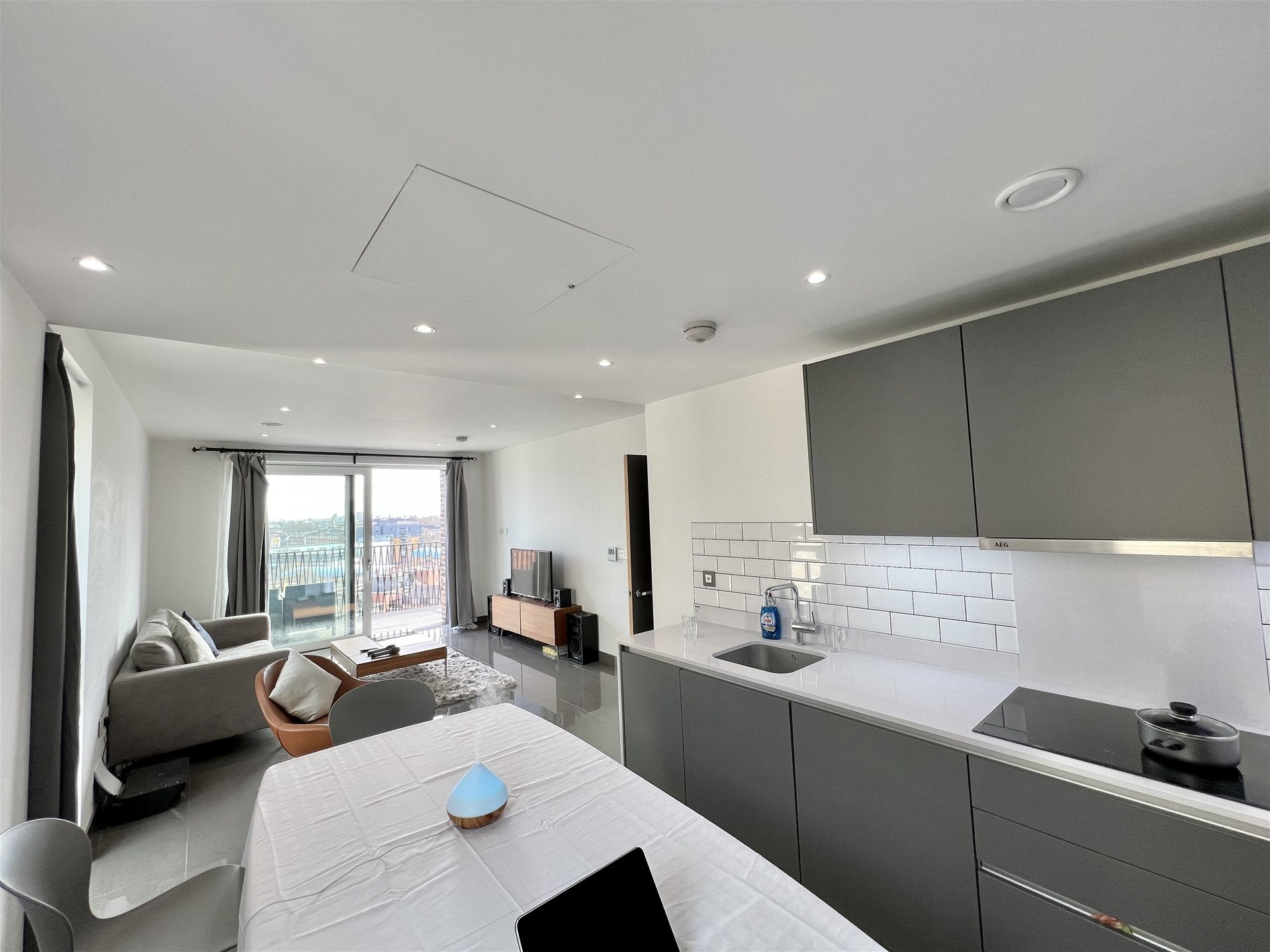 Flat Blackfriars Road in Greater London