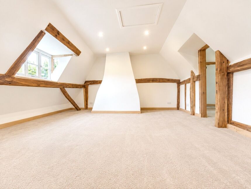 House Lower Road in Maidstone