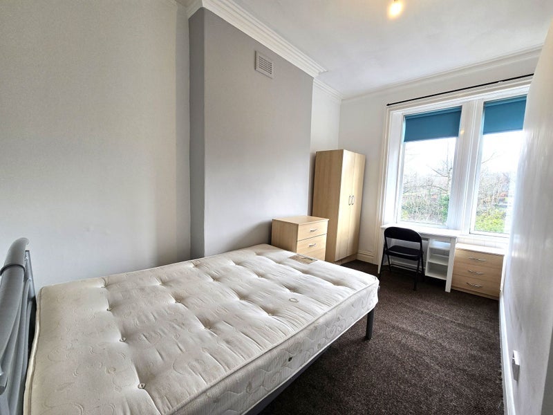 Room First Avenue in Newcastle upon Tyne