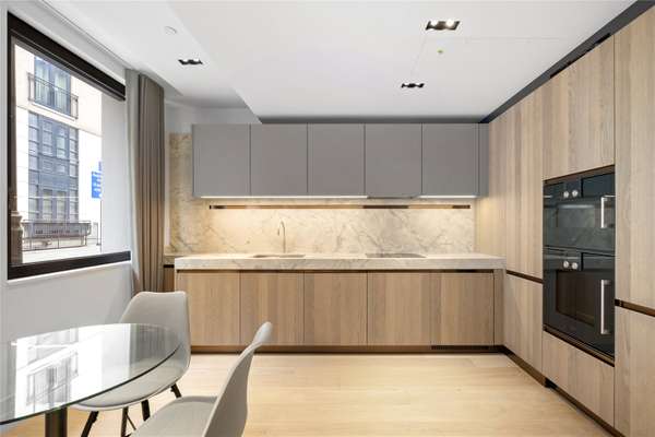 Flat Redan Place in City of Westminster