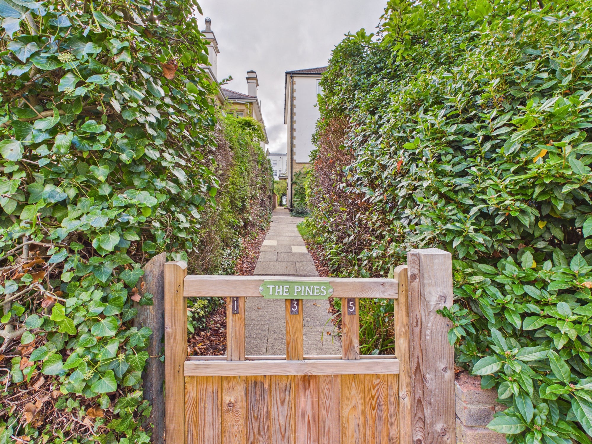 Flat Parabola Road in Cheltenham