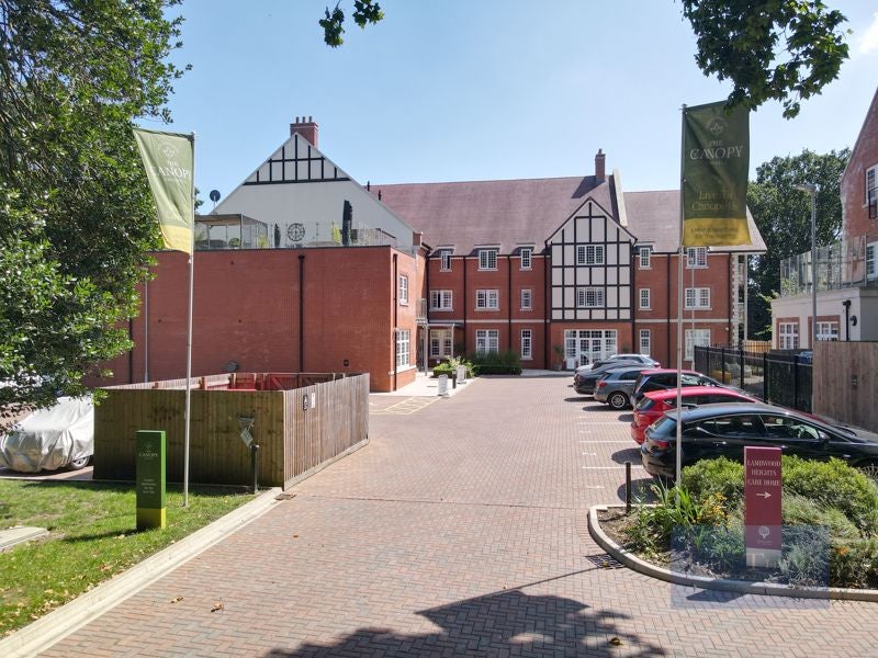 Flat Lambourne Road in Epping Forest