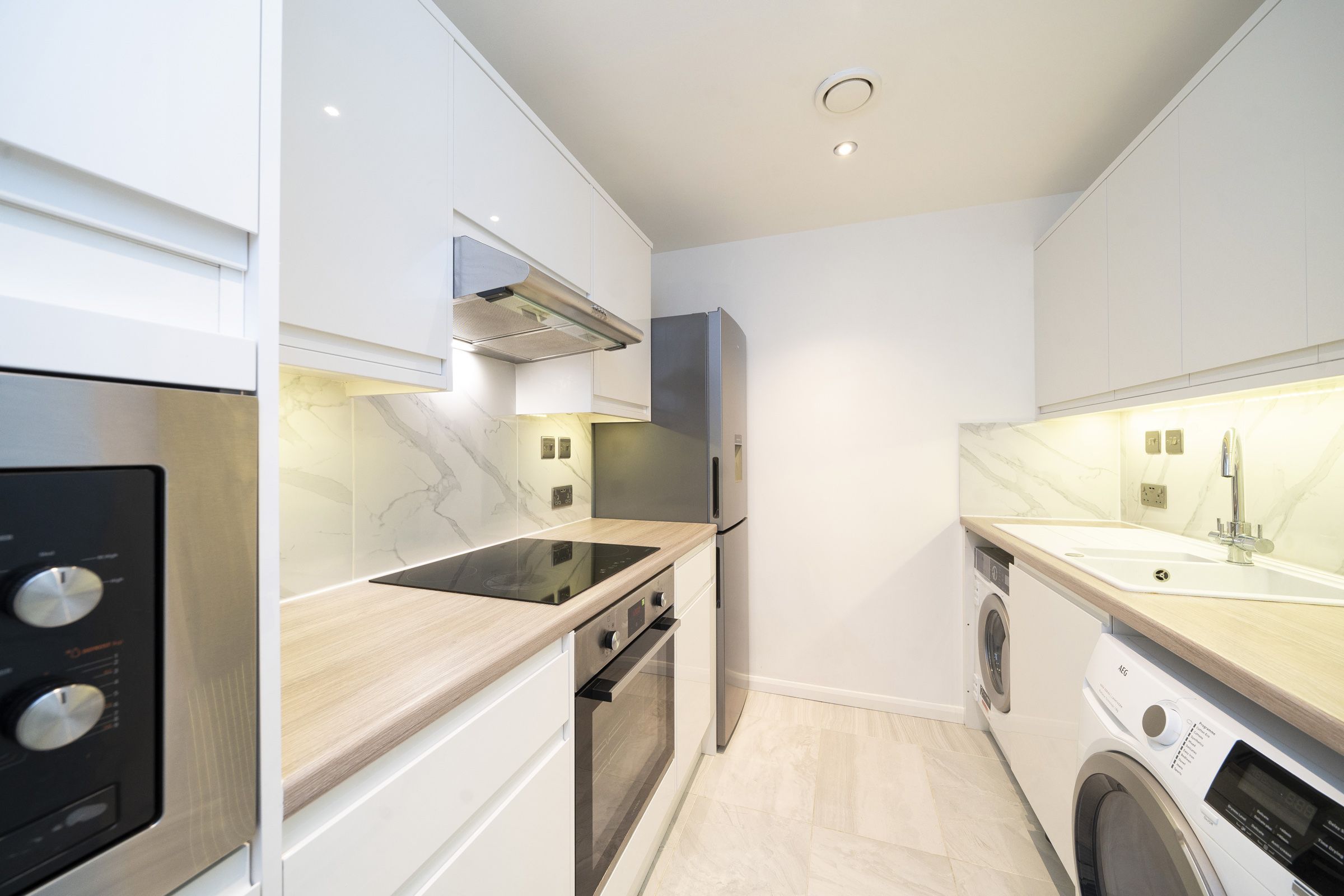 Flat Point W Access Road in Greater London