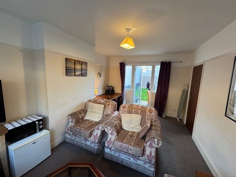Room Tudor Avenue in Chelmsford
