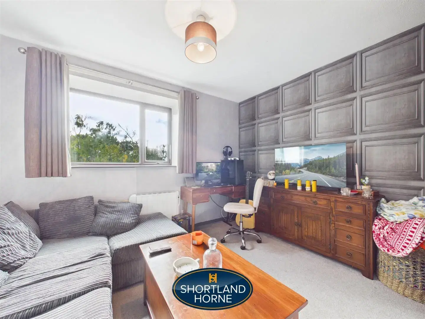 Flat Fenside Avenue in Coventry
