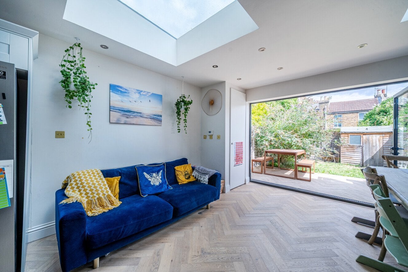 Flat Goodrich Road in Greater London