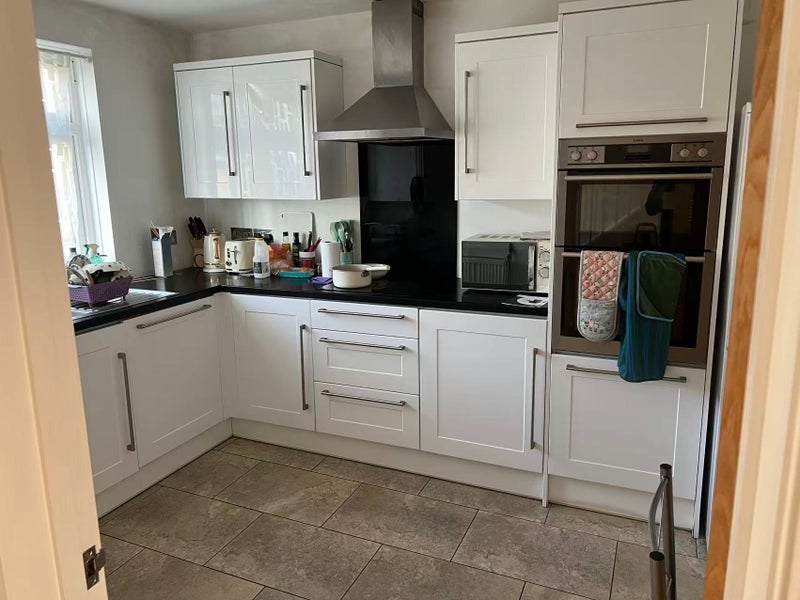 Room Abbotsbury Close in Greater London