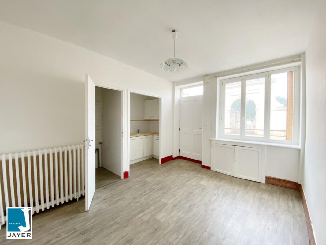 Appartement Rue de Saint-Jean-des-Vignes à Chalon-sur-Saône