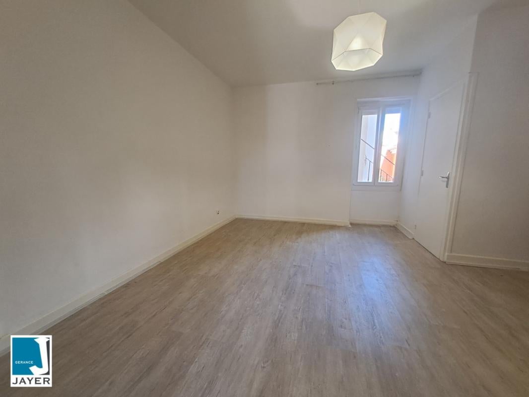 Appartement Rue de Saint-Jean-des-Vignes à Chalon-sur-Saône