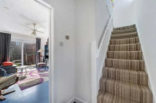 Room Abergele Road in Manchester