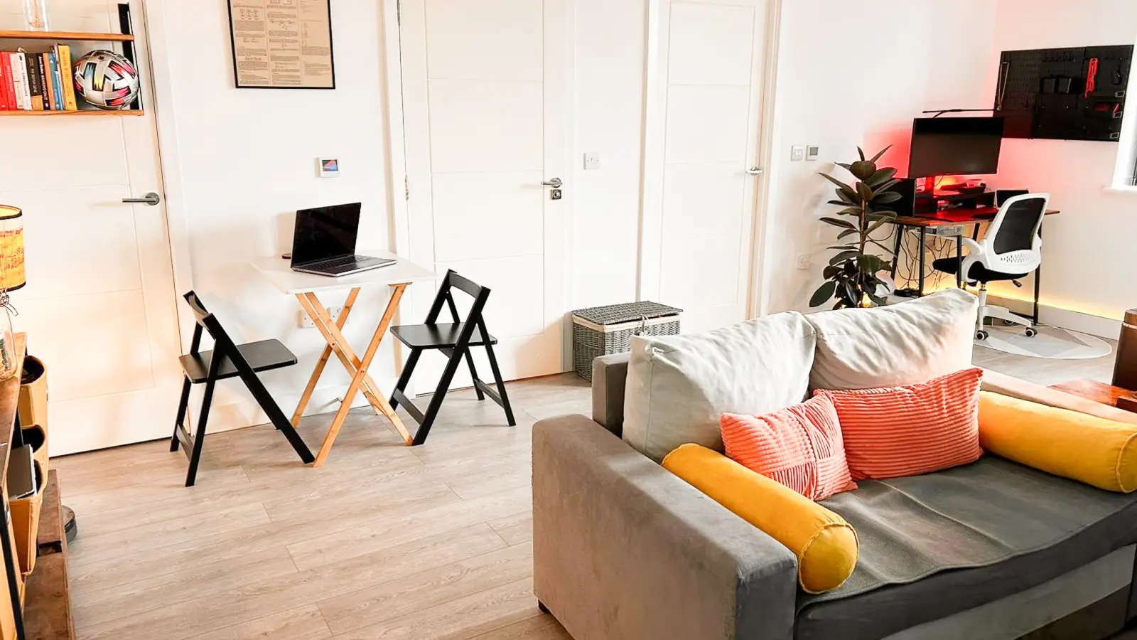 Flat Wardour Street in City of Westminster