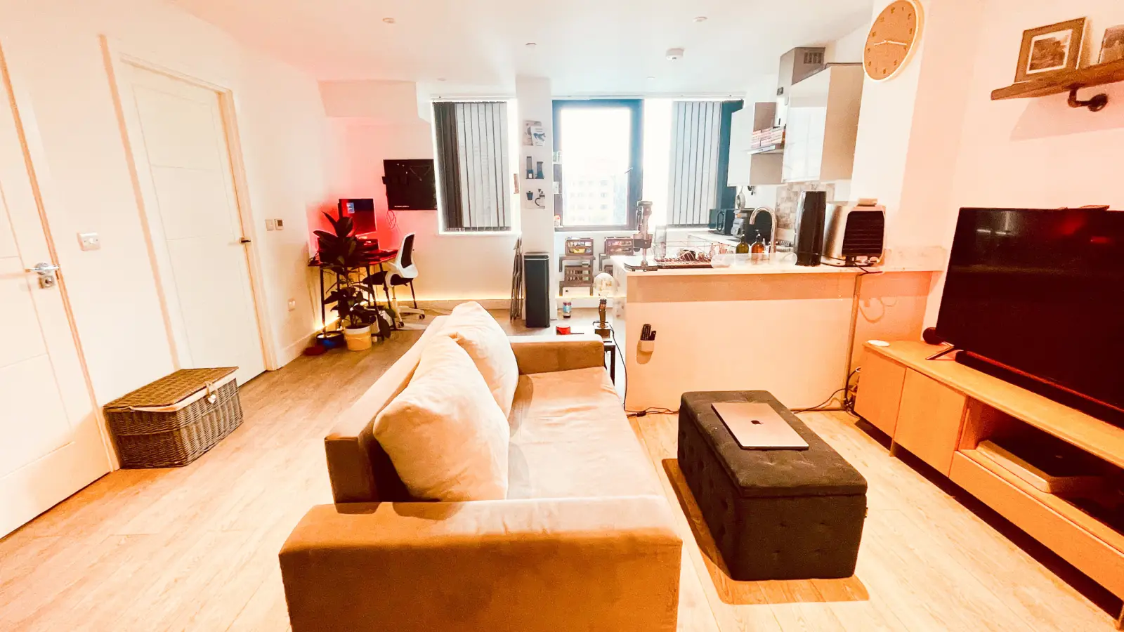 Flat Wardour Street in City of Westminster
